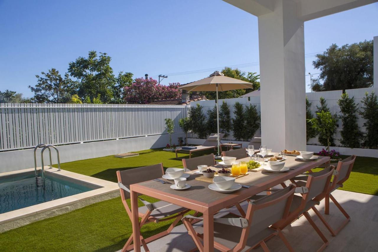 The Quad Luxury Villas Lygia  Extérieur photo