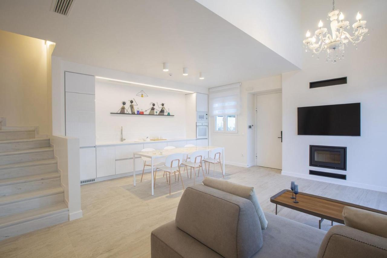 The Quad Luxury Villas Lygia  Extérieur photo