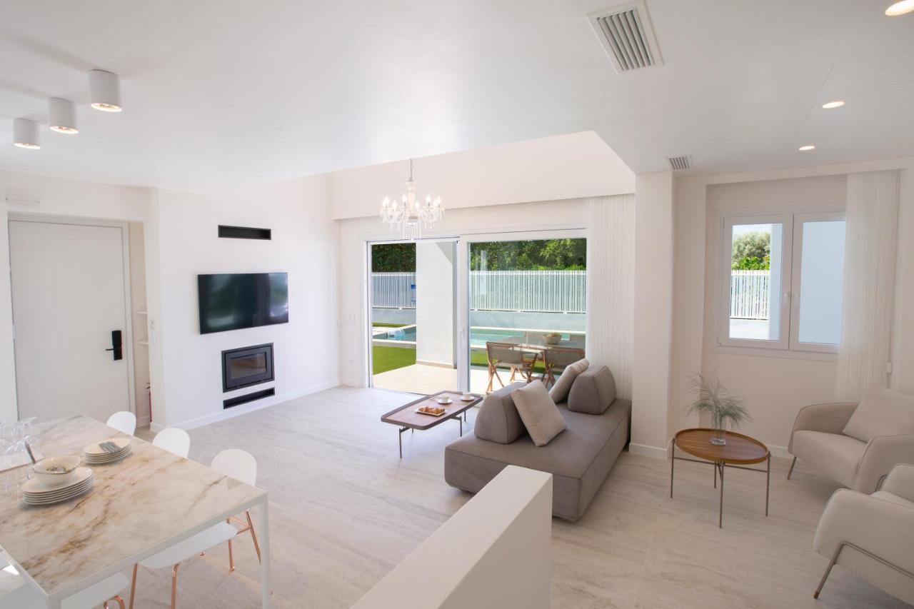 The Quad Luxury Villas Lygia  Extérieur photo